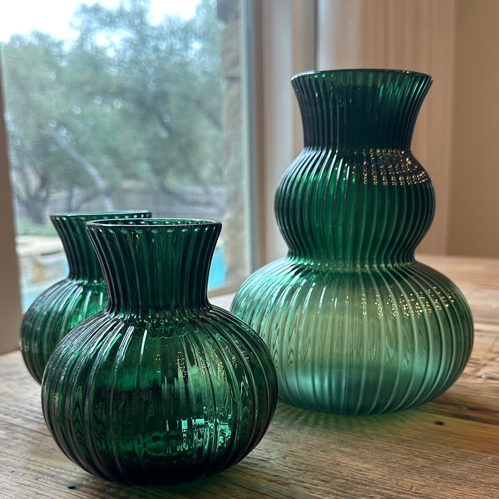 Vintage Green Glass Vase Set